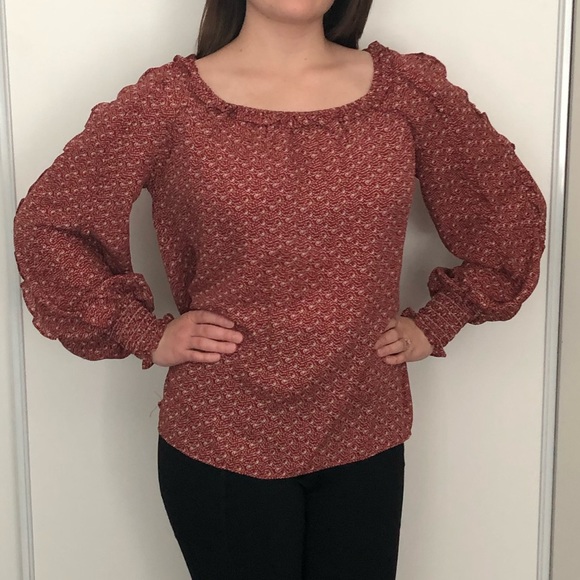 Long Balloon-Sleeve Top - Picture 2 of 8